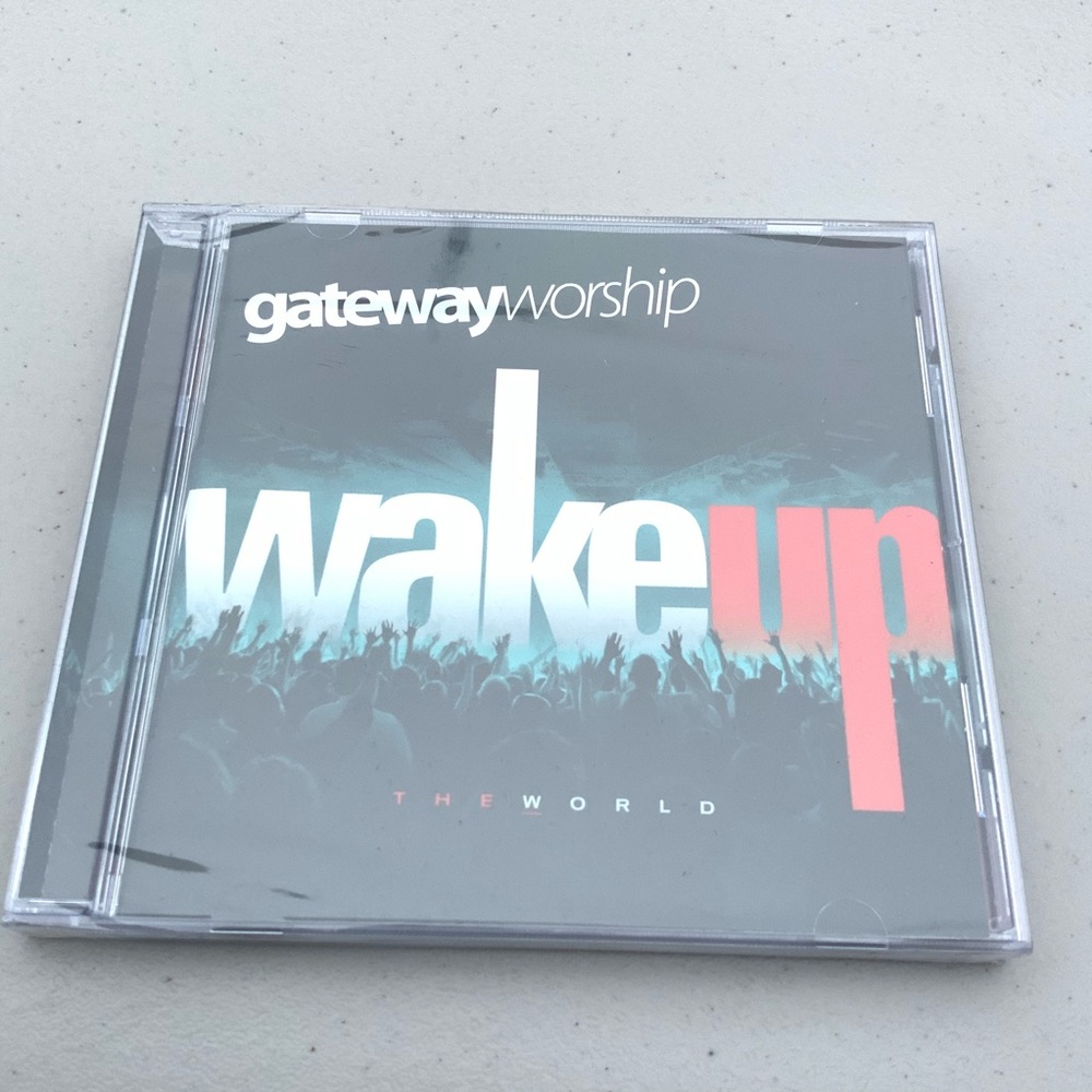 2/$10 Gateway Worship Wake Up The World CD